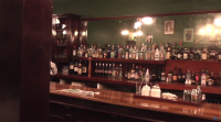 Luego de medio año de permanener cerrado reabrió sus puertas el tradicional Bar Inglés de Valparaíso