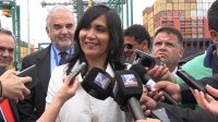 Ministra de Transportes, Paola Tapia, esquivó preguntas por prometido anuncio del gobierno sobre Megapuerto.