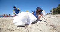 Más de 600 kilos de microplástico se recogieron en playas de la IV Región