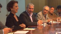 Suspender la prohibición de aforar y activar nueva Ley de Puertos solicitaron a la Ministra Gloria Hutt dirigentes portuarios.