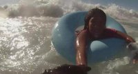 Armada realiza dramático rescate de niños que se ahogaban en playa no apta de Concón