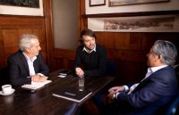 Grupo Urenda presentó proyecto de expansión portuaria al alcalde Jorge Sharp