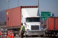 Puerto San Antonio realiza estricto control sanitario a todos los camiones y vehículos que ingresan a los terminales portuarios