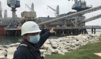 Sepa cómo opera el principal terminal portuario de graneles limpios de Chile