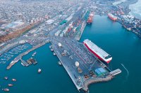 Descarga de autos nuevos en el puerto de San Antonio creció un 23% durante enero