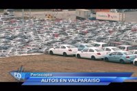 Inusual desembarco de automóviles en el puerto de Valparaíso durante noviembre