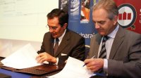 Puerto Valparaíso y UNAB firman acuerdo para reducir emisiones.