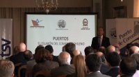 Con alta convocatoria se realizó en la VIII Región el seminario Puertos El Eslabón de la Economía destinado a unir visiones de futuro de los sectores público y privado.