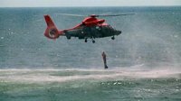 En espectacular demostración de modernas unidades y presencia de nadadores de rescate, el Ministro de Defensa, Jorge Burgos dió inicio a temporada de playas.