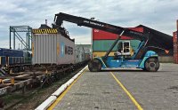 FESPSA y APM Terminals inauguran terminal multimodal barrancas en San Antonio que transferirá 20 contenedores al año.