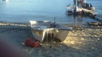 Buzos de rescate de la Armada buscan a desaparecidos en accidente del Lago Riñihue.