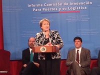 Presidenta Bachelet recibe informe de la Comisión de Innovación para Puertos y su Logística