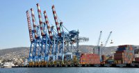 Portuarios ven peligro en comercio exterior por falta de resguardo del borde costero