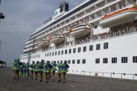 Crystal Symphony tercer crucero que este año recala en Arica