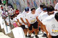 Valparaíso en Mil Peldaños, la inolvidable corrida por escaleras y sectores patrimoniales que apoya Puerto Valparaíso.