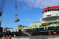 Llega a San Vicente Terminal Internacional buque factoría más grande del mundo