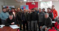 Pescadores artesanales de Aysén diseñarán planes de negocios para potenciar sus actividades productivas