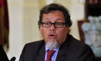 Senador Lagos Weber asegura que conflicto de cargas limpias produce un daño a Valparaíso