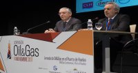 Profesionales de la industria del petróleo y el gas reunidos conocen las tendencias de futuro del mercado de graneles líquidos
