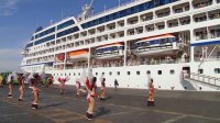 Espectacular recibimiento con bailes típicos del norte dio Puerto Arica al cuarto crucero de la temporada.