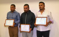 Colaboradores de Ultraport Valparaíso obtuvieron su licencia de Cuarto Año de Enseñanza Media gracias a programa de nivelación de estudios.