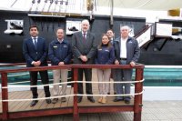 Ministro de Minería visitó el museo “Corbeta Esmeralda”