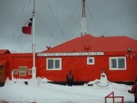 Inauguración de la sala “Antártica” en el Museo Marítimo Nacional, primera exhibición permanente en Chile dedicada en forma exclusiva al continente blanco.