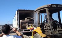 Puerto San Antonio y Municipio concretan retiro de mil neumáticos de las calles de San Antonio