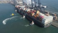 El incesante zarpe y atraque de naves en puerto San Antonio para asegurar el abastecimiento de Chile
