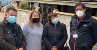 Puerto San Antonio entrega ayuda a familias que perdieron su casa en incendio en Vista Hermosa.