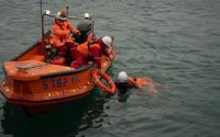 Puerto San Antonio realizó primer simulacro del año de rescate de hombre al agua