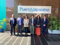 Subsecretario José Miguel Ahumada se reúne con directorio y ejecutivos de Puerto Valparaíso