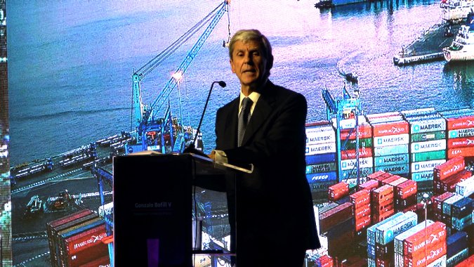 El empresario Gonzalo Bofill, líder del holding chileno internacional Carozzi realizó un duro balance de la realidad nacional y su futuro.
