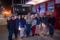 Comunidad Logística de San Antonio entregó valioso aporte a Bomberos que permitió renovar equipamiento y adquirir un camión aljibe