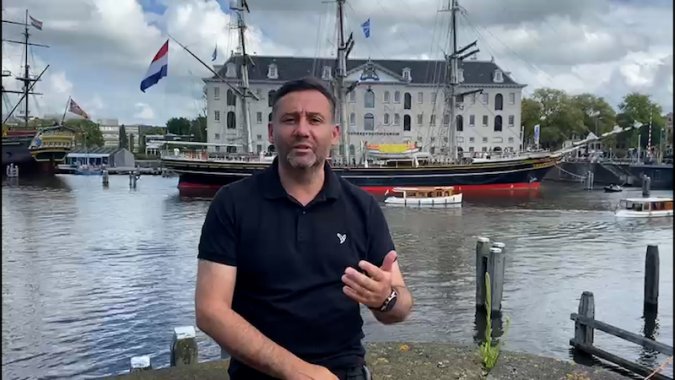 Visita al Museo Marítimo de Amsterdam y a uno de sus cargueros del siglo XIX atracado a su muelle.