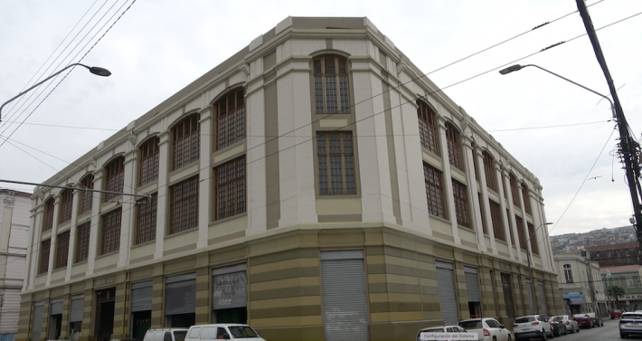 En el remodelado Mercado Puerto, ubicado en el casco declarado Patrimonio Cultural de la Humanidad por la Unesco, debutará un espectáculo circense medioambiental.