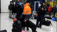 Con el uso de un binomio canino, la Policía Marítima fiscalizó el Muelle Prat de Punta Arenas.