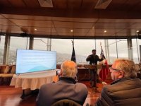 Presentan dos proyectos legislativos para establecer un Royalty Portuario en los terminales marítimos de Chile.