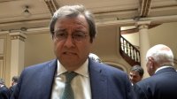 El CEO de CSAV Oscar Hasbún asegura que no se necesita el Puerto Exterior y que Chile no puede ser un HUB.
