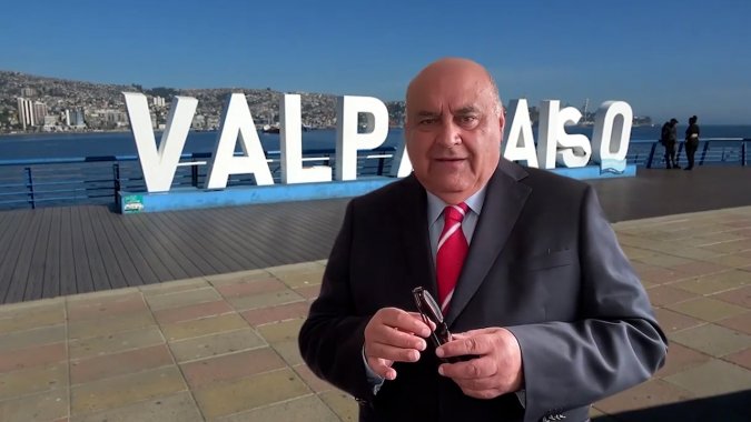 Puerto Valparaíso da duro golpe al narcotráfico. Con doble recalada avanza temporada de cruceros. Acuerdo hídrico EPV-CCHC. Como será el Port Center.