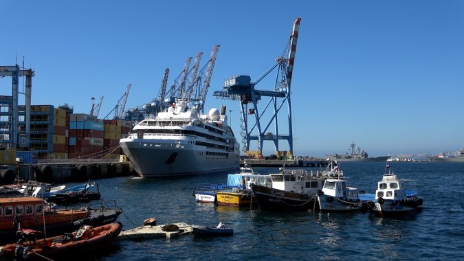 Segundo crucero de la temporada recala en Terminal Pacífico Sur Valparaíso, TPS.