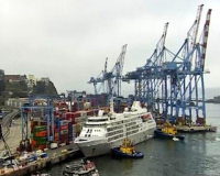 Nave de pasajeros de lujo procedente de Oceanía arribó a Valparaíso en ruta hacia el sur de Chile