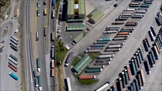 Fallas en línea del SAG provoca retrasos y demoras en la cadena logística.