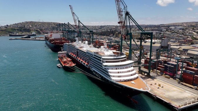 DP World San Antonio inicia temporada de cruceros 2025-2026.