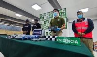 Carabineros y Aduanas incautan desde céntrico local comercial de Temuco cerca de 5 mil artículos por infracción a la ley propiedad intelectual