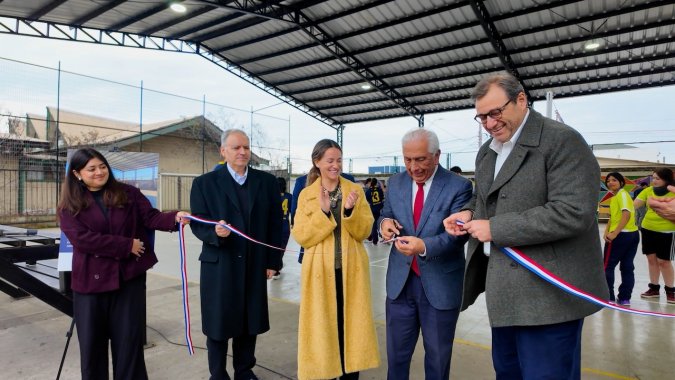 Fundación CSAV inaugura nuevos espacios educativos en dos emblemáticos liceos de San Antonio.