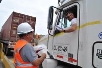 ITI y dirigentes del transporte impulsan campaña para fortalecer la seguridad de los conductores ITI y dirigentes del transporte impulsan campaña para fortalecer la seguridad de los conductores