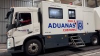Aduanas despliega un megaoperativo con camiones escáner para reforzar la fiscalización en puertos del país.