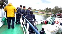 Estudiantes del Instituto del Mar de Chonchi retoman las navegaciones formativas en el BIM Capitán Williams.